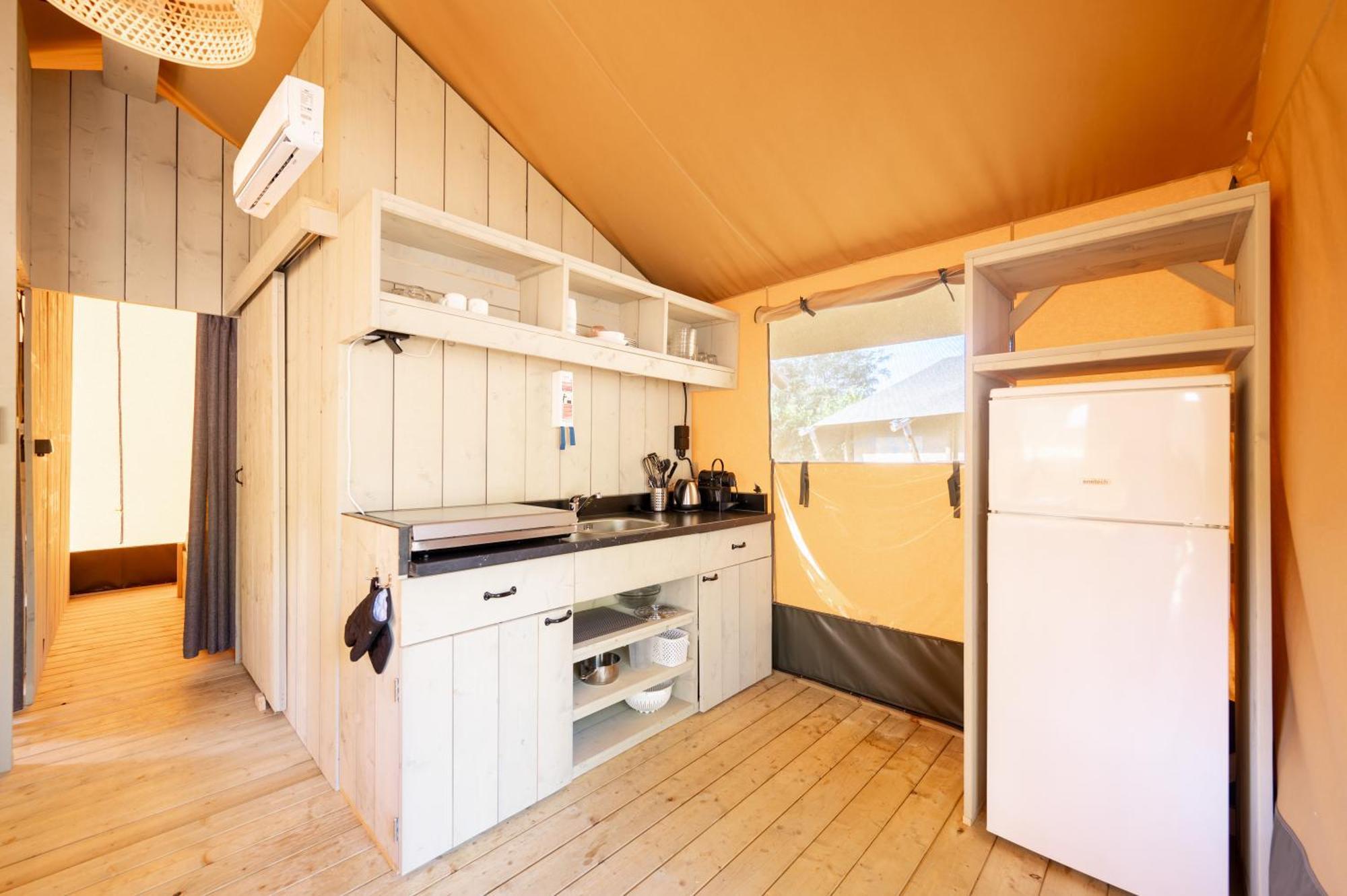 מלון דנקאמפ Glamping Twente מראה חיצוני תמונה
